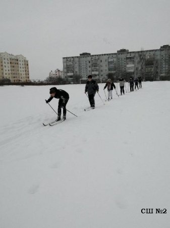 Лыжная подготовка  на школьном стадионе