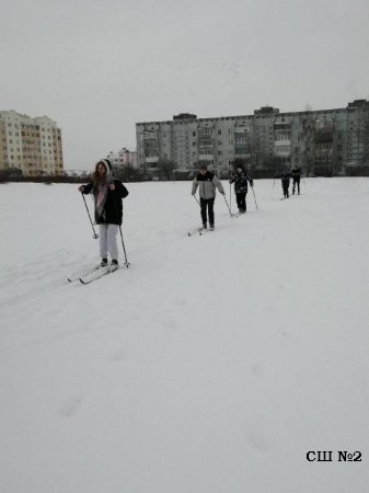 Лыжная подготовка  на школьном стадионе
